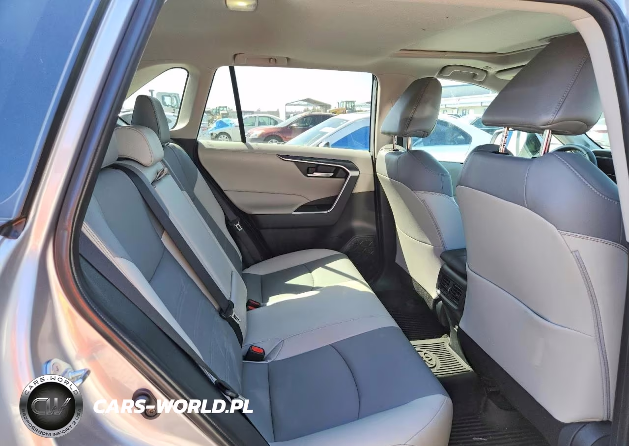 2025 Toyota Rav4 Xle Premium VIN:2T3A1RFV8SC545677 - 11
