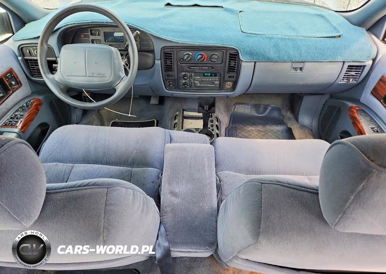 1995 Chevrolet Caprice Classic VIN:1G1BL52W9SR191780 - 8