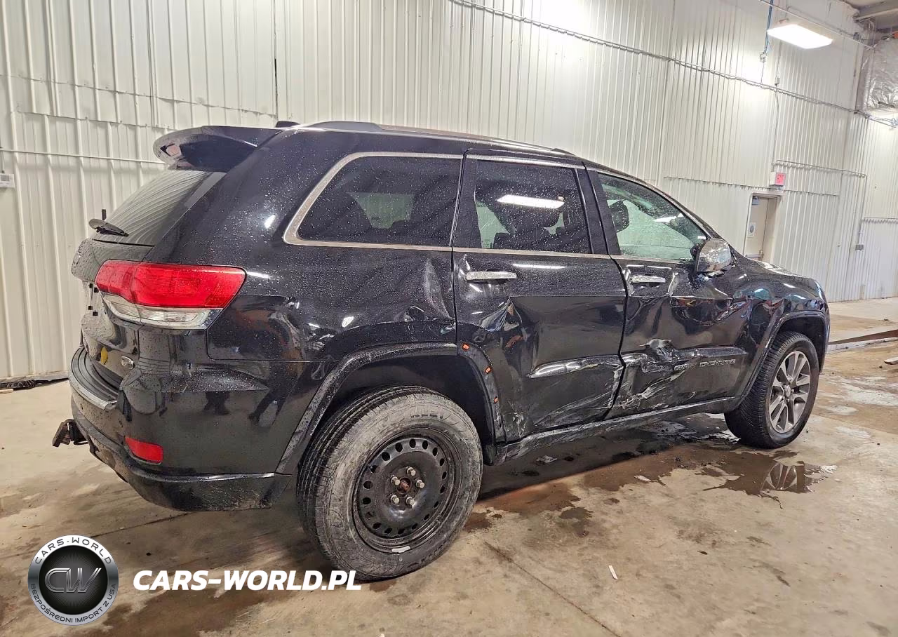 2017 Jeep Grand Cherokee Overland VIN:1C4RJFCG5HC641607 - 3