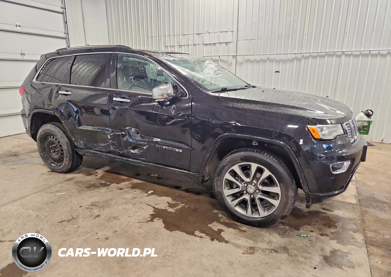2017 Jeep Grand Cherokee Overland VIN:1C4RJFCG5HC641607 - 4
