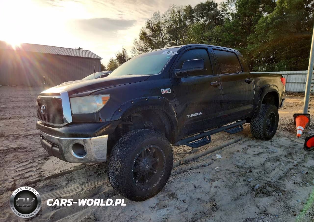 2013 Toyota Tundra Crewmax Sr5