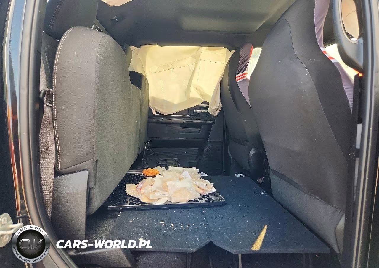 2023 Ram 1500 Classic Slt VIN:1C6RR7LG0PS573064 - 10