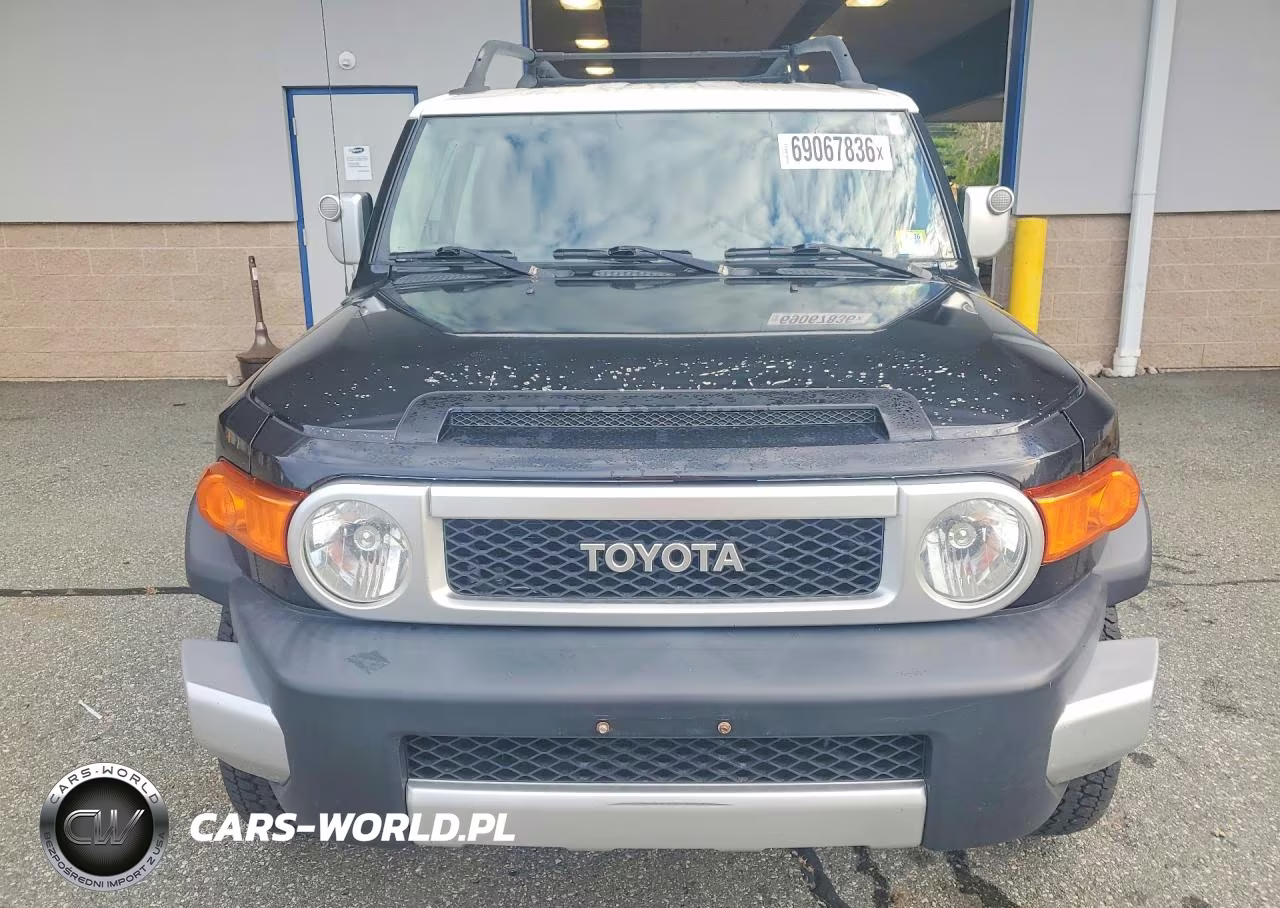 2007 Toyota Fj Cruiser Base VIN:JTEBU11F470070483 - 5