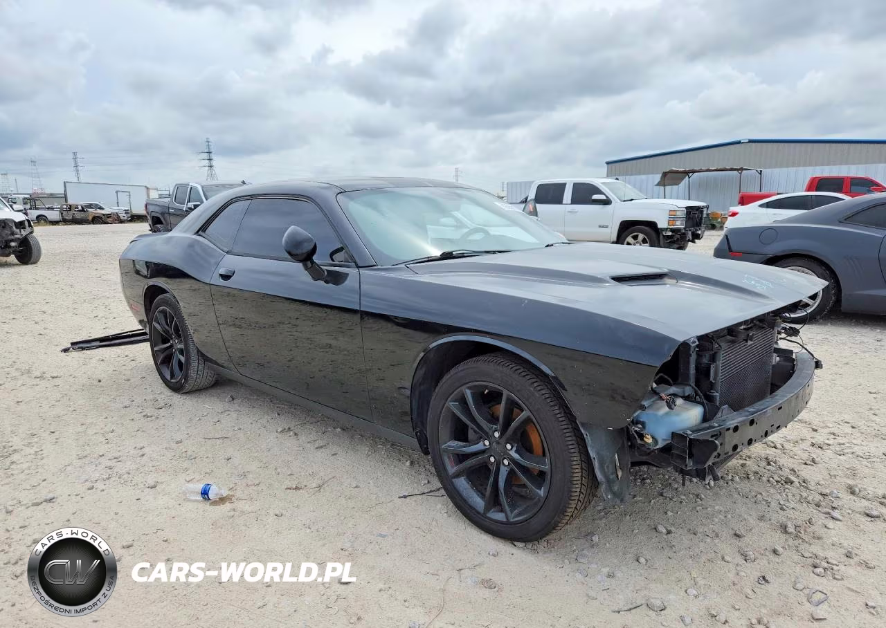 2016 Dodge Challenger Sxt VIN:2C3CDZAG6GH202661 - 4