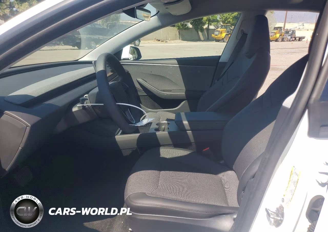 2025 Tesla Model 3 VIN:5YJ3E1EA7SF138287 - 7