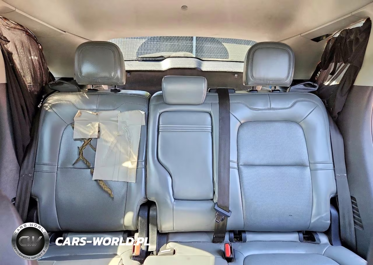 2020 Lincoln Corsair VIN:5LMCJ1D98LUL07852 - 10