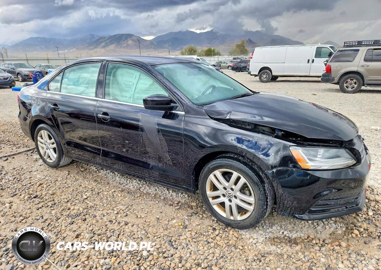 2017 Volkswagen Jetta S VIN:3VW2B7AJ6HM230957 - 4