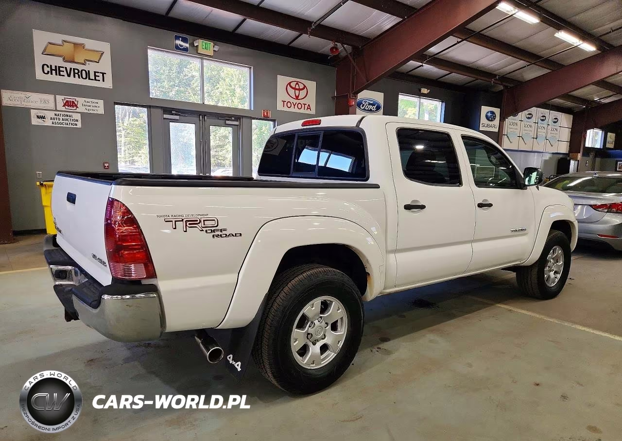 2005 Toyota Tacoma Double Cab VIN:5TELU42NX5Z106531 - 3