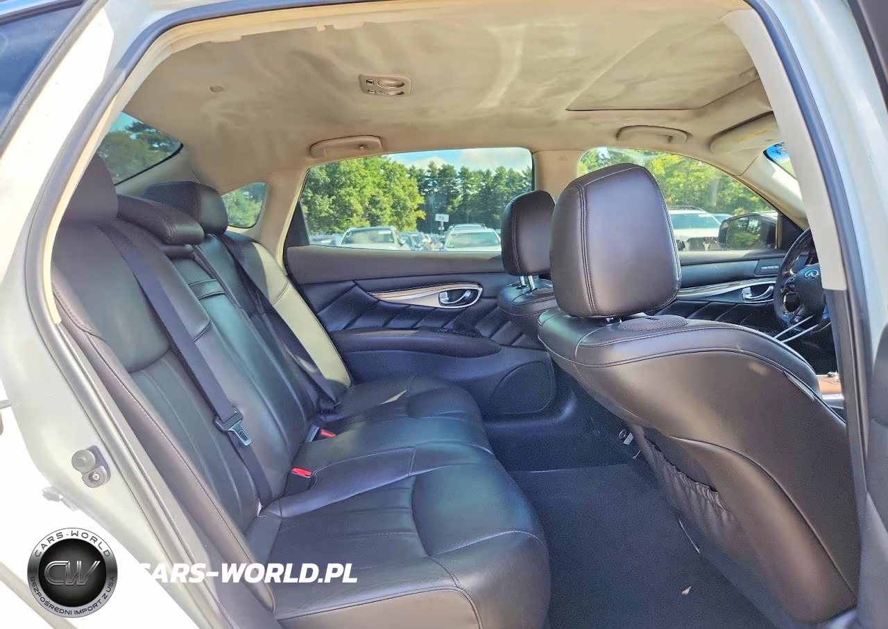 2016 Infiniti Q70L 3.7 VIN:JN1BY1PR9GM720155 - 10