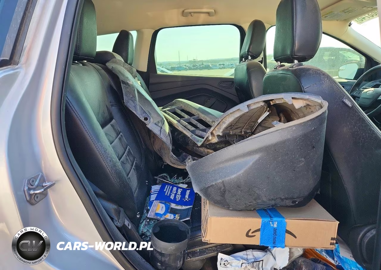 2019 Ford Escape S VIN:1FMCU0F77KUB25980 - 11