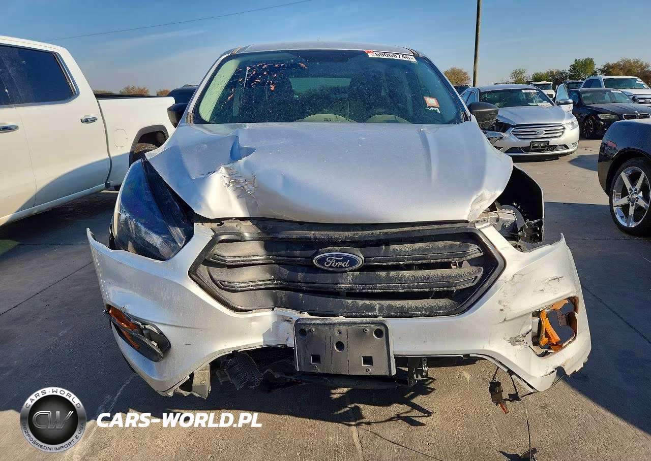 2019 Ford Escape S VIN:1FMCU0F77KUB25980 - 5