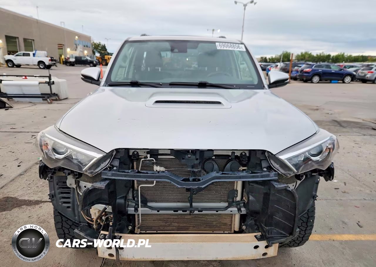 2022 Toyota 4Runner Trd Off-Road Premium VIN:JTERU5JR2N6017842 - 5