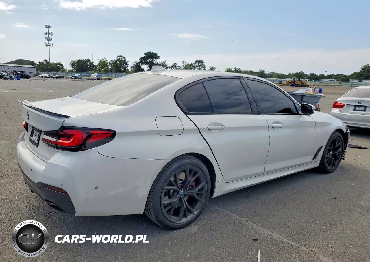 2023 BMW 530 Xi VIN:WBA13BJ03PWY04187 - 3