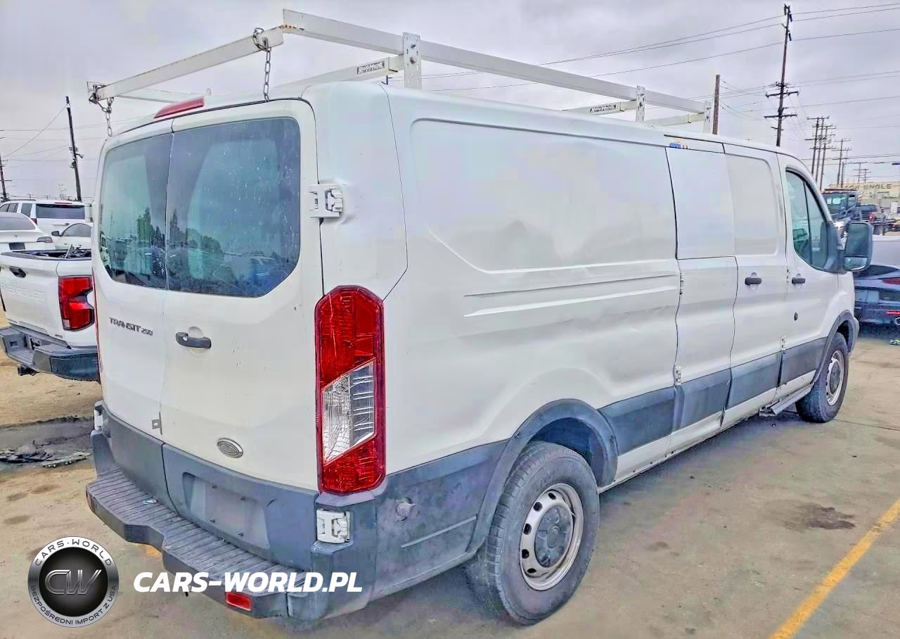 2019 Ford Transit-250 VIN:1FTYR2ZM5KKB10852 - 3