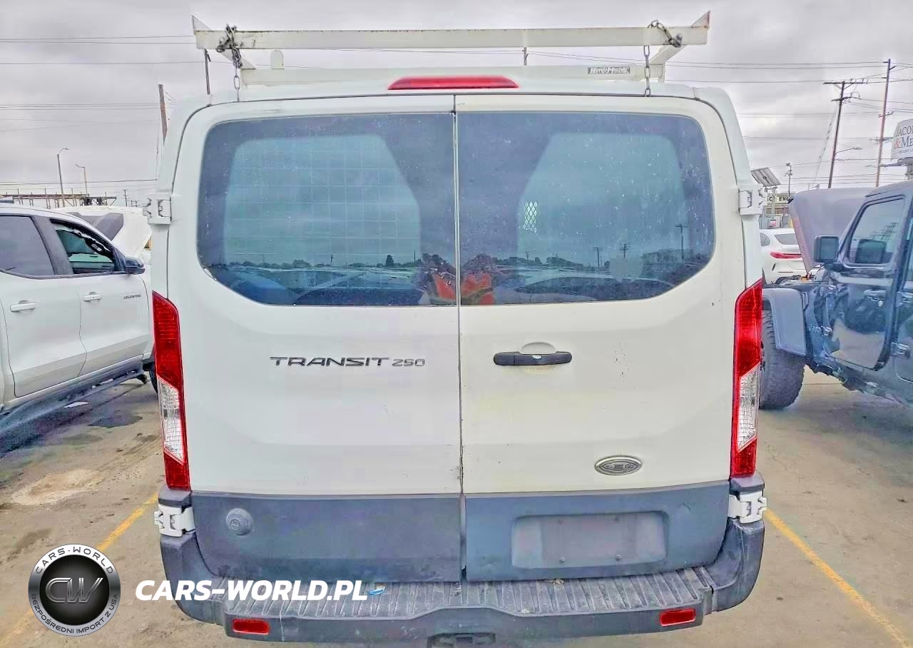 2019 Ford Transit-250 VIN:1FTYR2ZM5KKB10852 - 6
