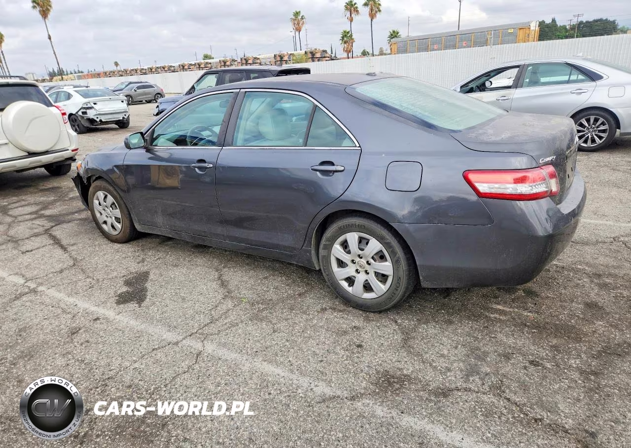 2010 Toyota Camry Le VIN:4T1BF3EK4AU080055 - 2