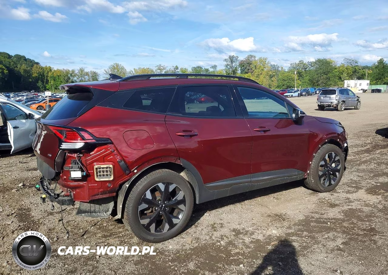 2023 Kia Sportage X Line VIN:KNDPYDAH1P7026739 - 3