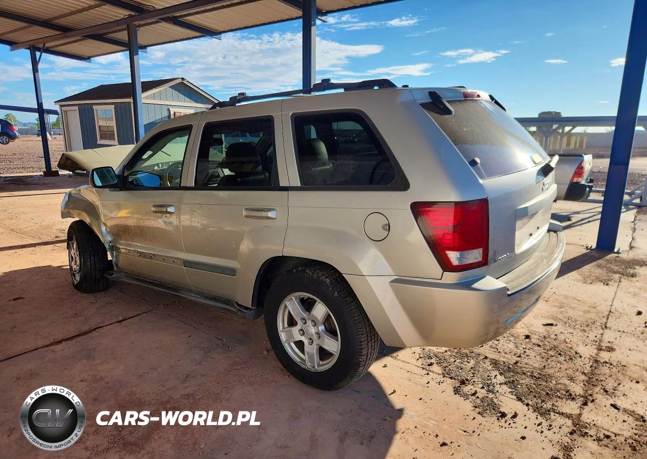 2007 Jeep Grand Cherokee Laredo VIN:1J8GS48K67C526303 - 2