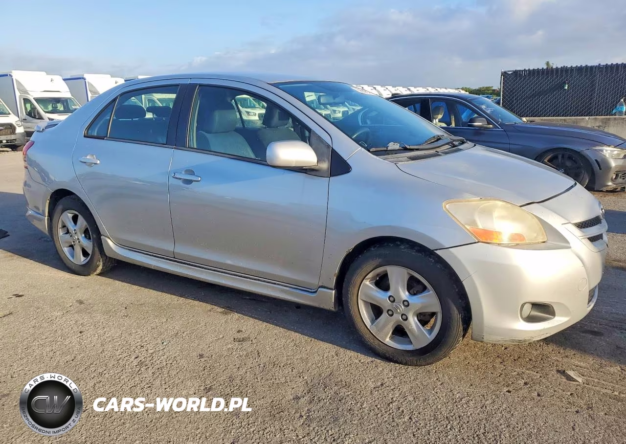 2007 Toyota Yaris S VIN:JTDBT923771075200 - 4
