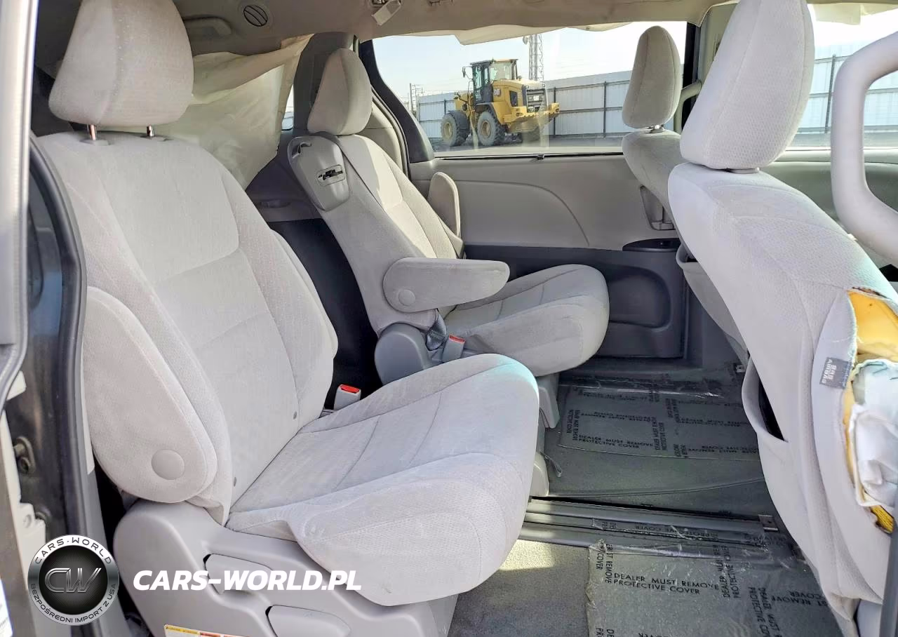 2015 Toyota Sienna Le VIN:5TDKK3DCXFS621308 - 11