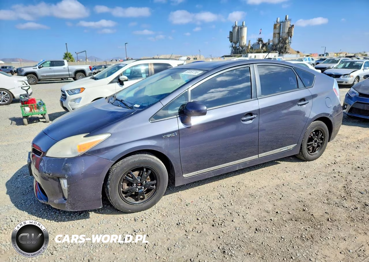 2015 Toyota Prius Three