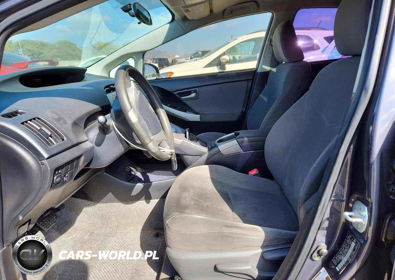 2015 Toyota Prius Three VIN:JTDKN3DU8D1650252 - 7
