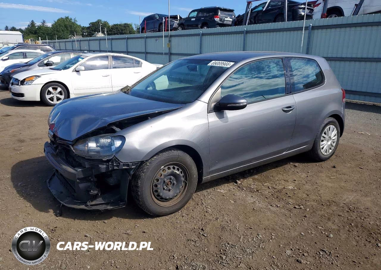 2013 Volkswagen Golf VIN:WVWBB7AJ7DW129133 - 1