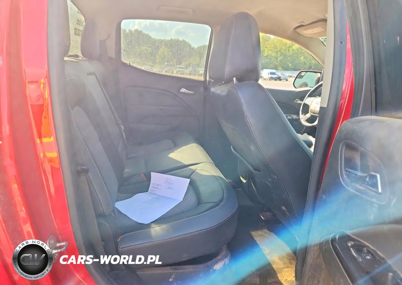 2015 Chevrolet Colorado Z71 VIN:1GCGTCE33F1141996 - 10