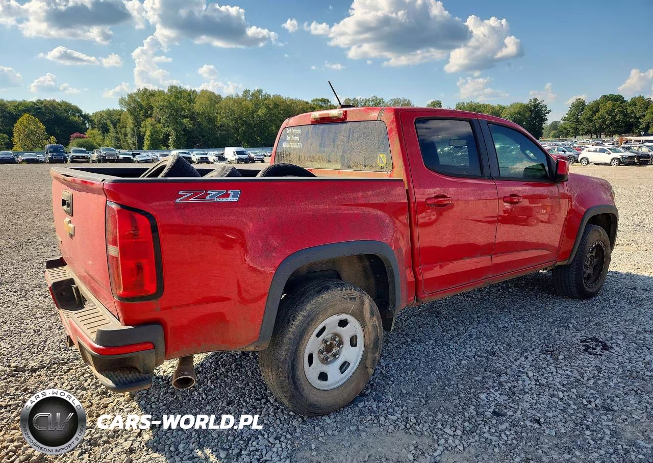 2015 Chevrolet Colorado Z71 VIN:1GCGTCE33F1141996 - 3