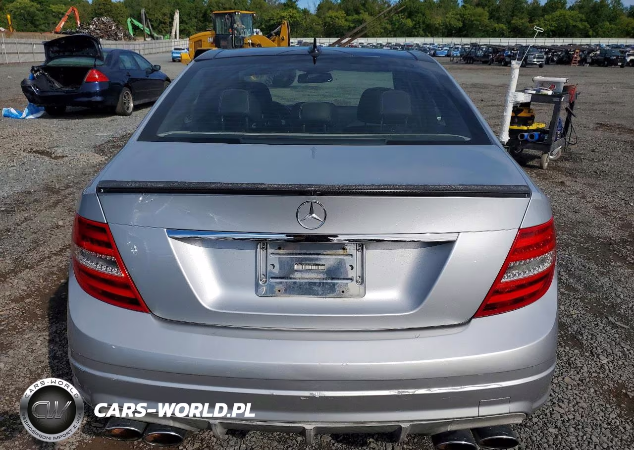 2011 Mercedes-Benz C 300 4Matic VIN:WDDGF8BBXBR163379 - 6