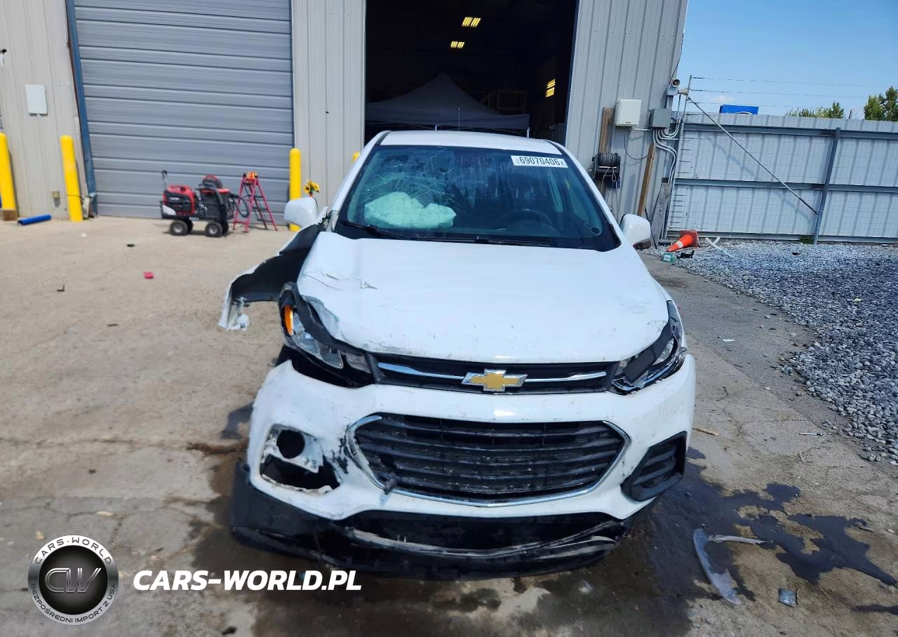 2018 Chevrolet Trax Ls VIN:KL7CJKSB7JB720869 - 5