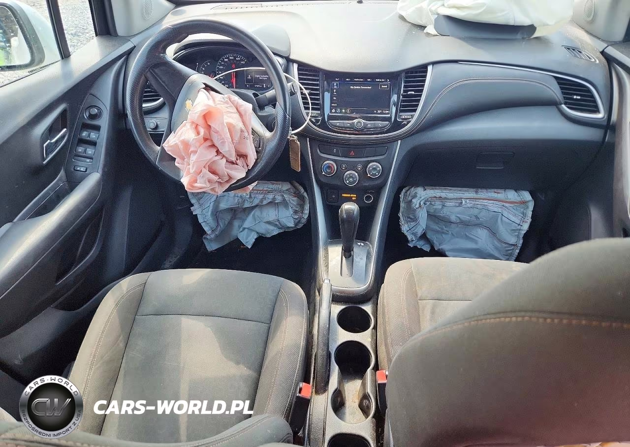 2018 Chevrolet Trax Ls VIN:KL7CJKSB7JB720869 - 8