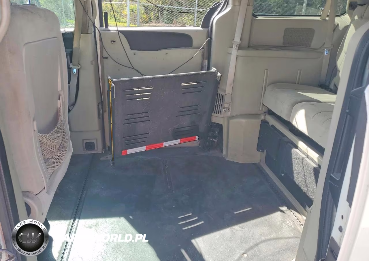 2012 Dodge Grand Caravan Se VIN:2C4RDGBG1CR174510 - 11