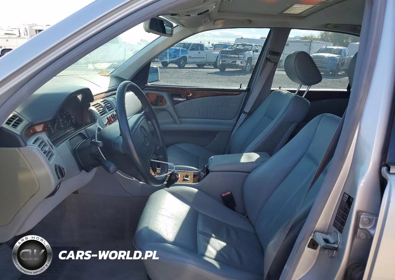 1999 Mercedes-Benz E 320 VIN:WDBJF65H8XA773127 - 7