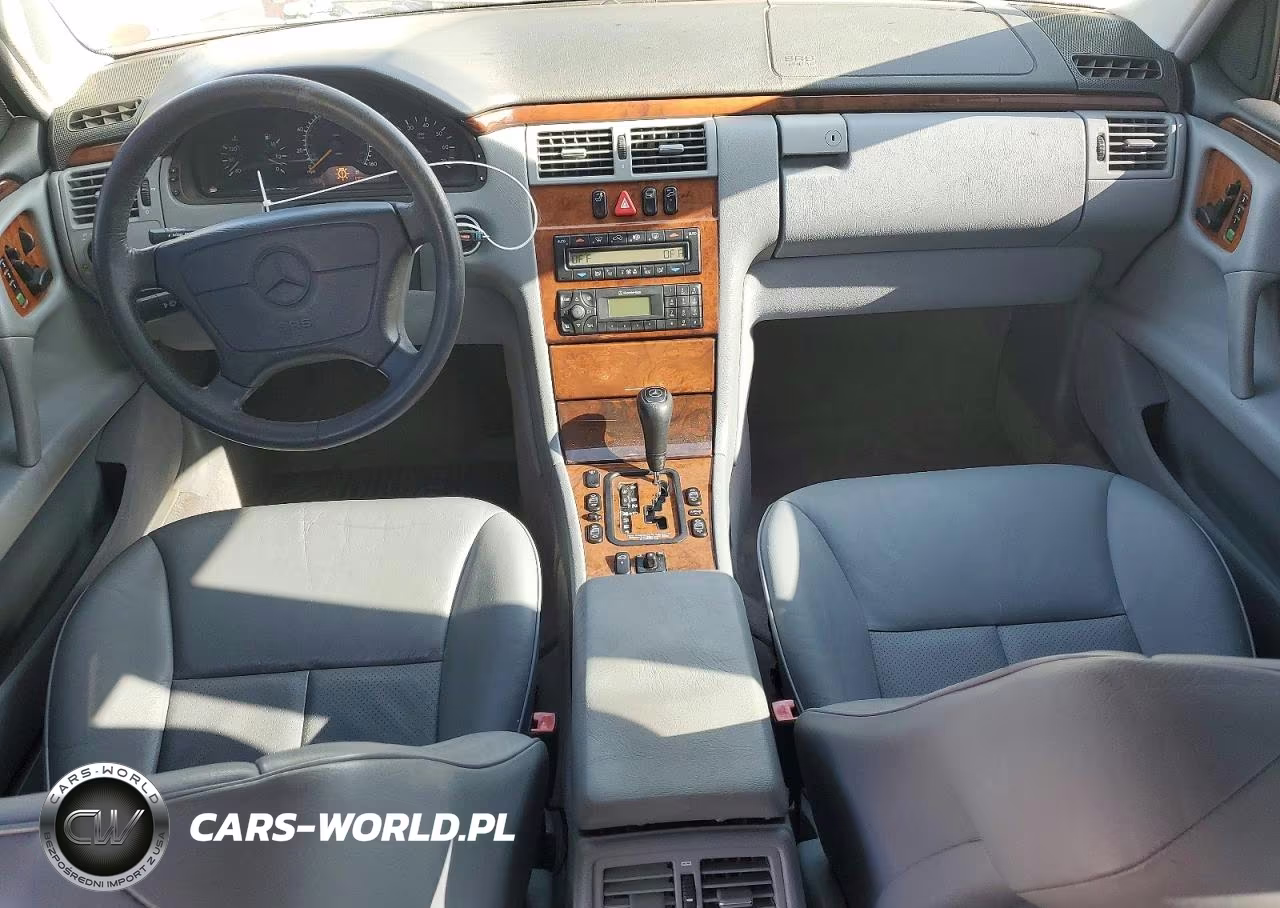 1999 Mercedes-Benz E 320 VIN:WDBJF65H8XA773127 - 8