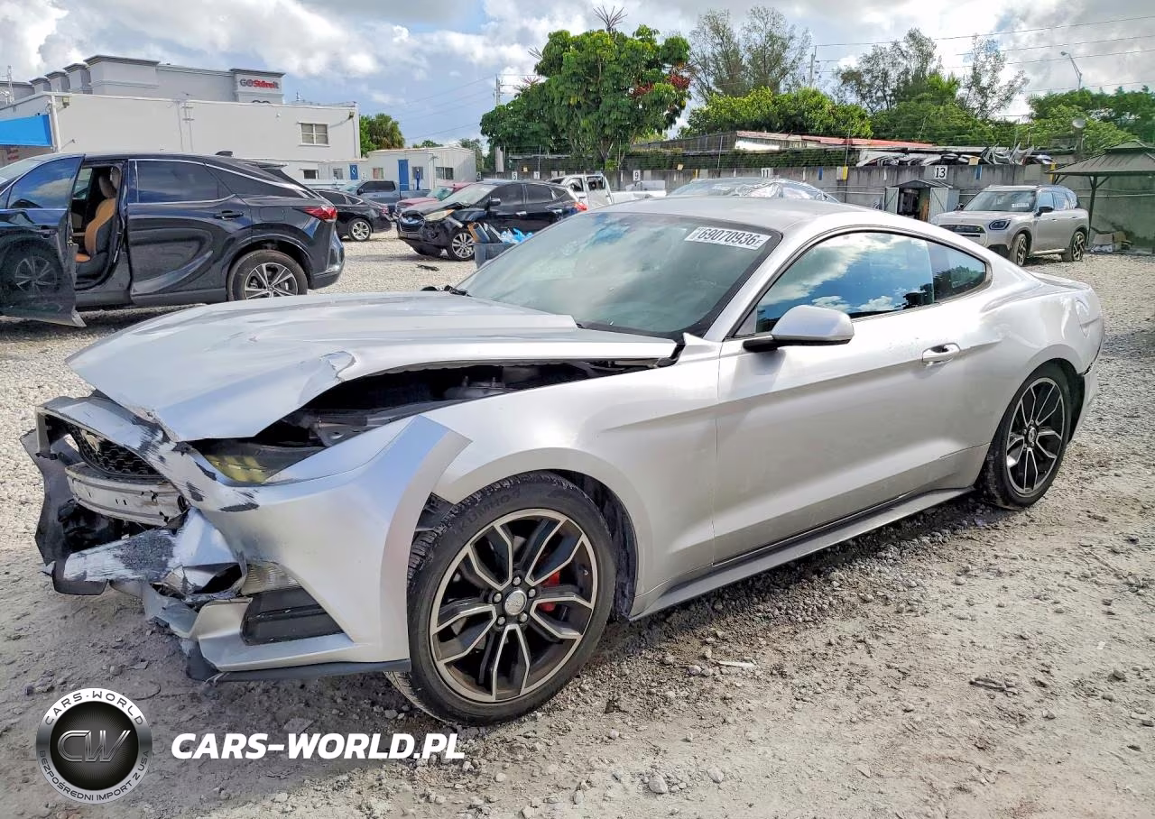2015 Ford Mustang VIN:1FA6P8AM4F5352263 - 1