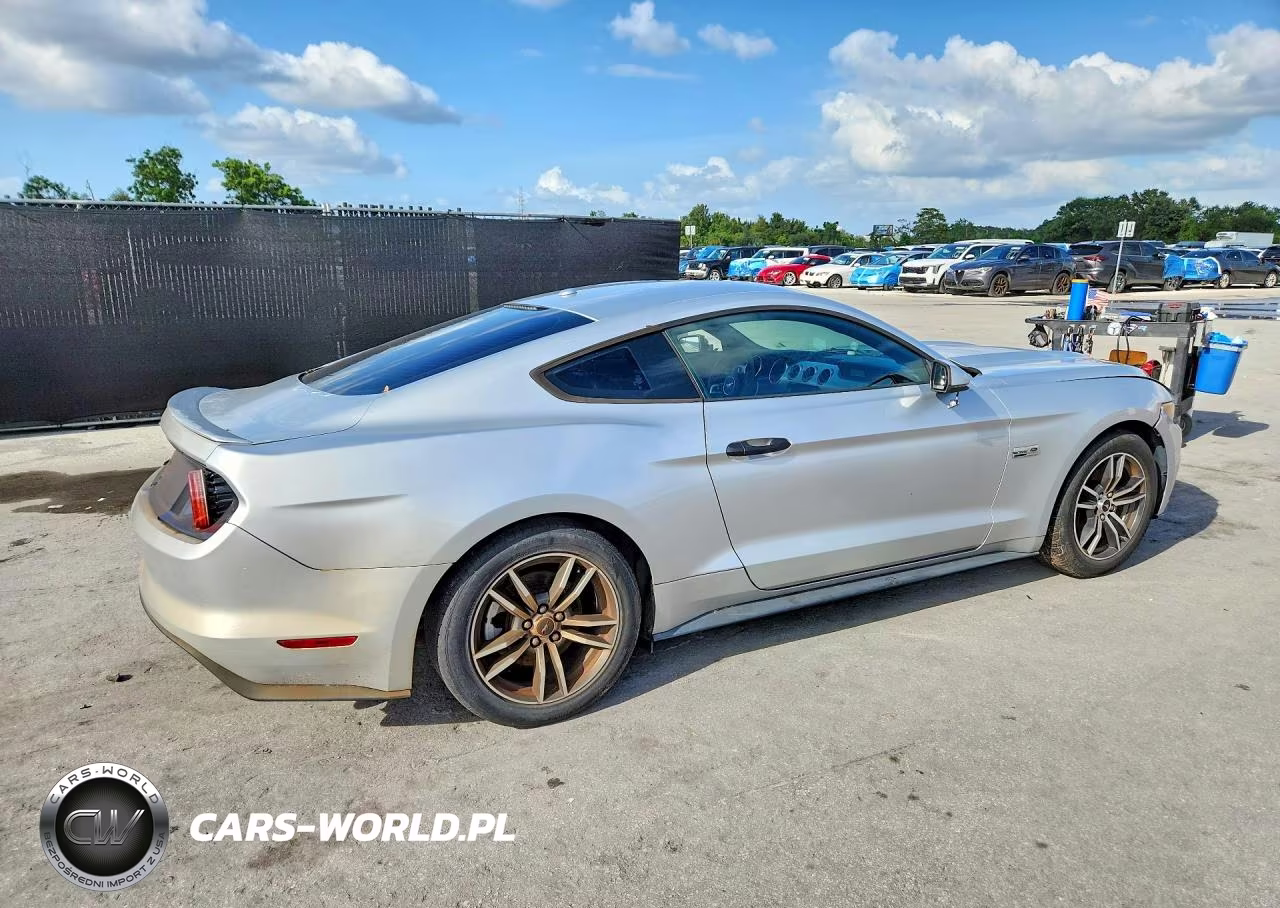 2017 Ford Mustang VIN:1FA6P8THXH5278222 - 3