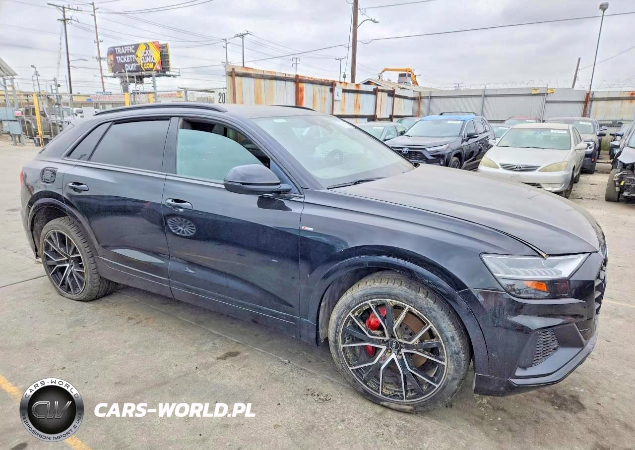2020 Audi Q8 Premium Plus 55 Tfsi Quattro Tiptronic VIN:WA1EVAF18LD006634 - 4