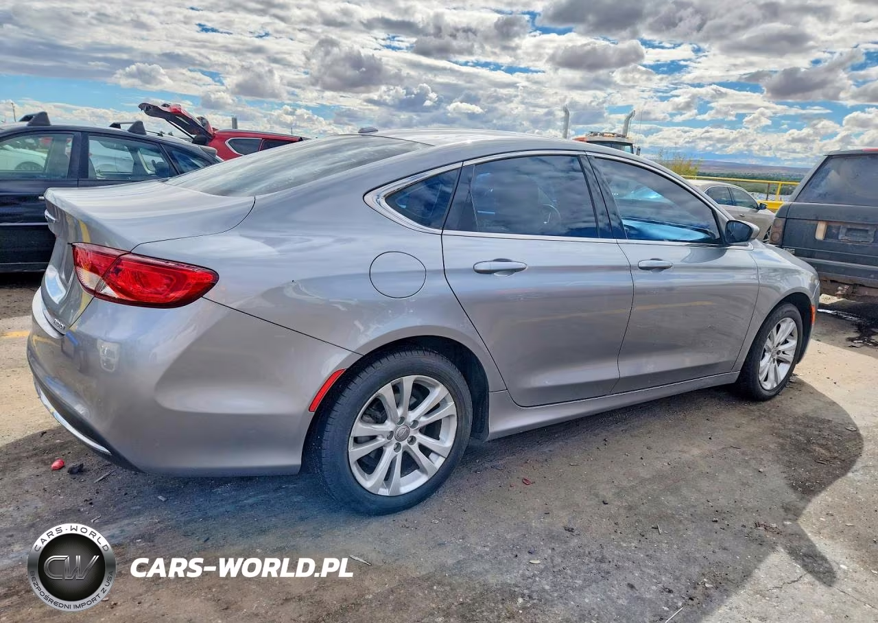 2015 Chrysler 200 Limited VIN:1C3CCCAB4FN535287 - 3
