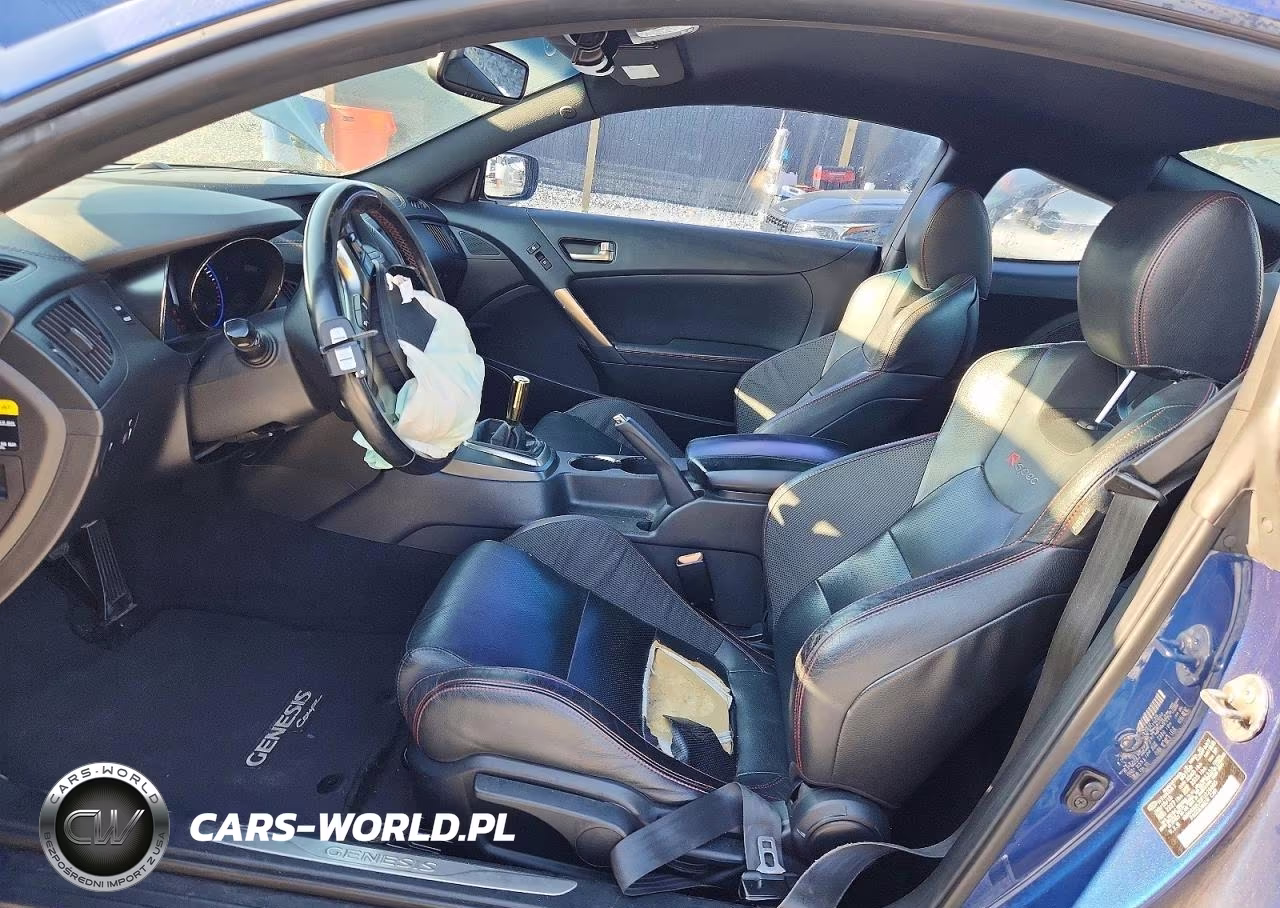 2015 Hyundai Genesis Coupe 3.8 R-Spec VIN:KMHHU6KJ0FU126985 - 7