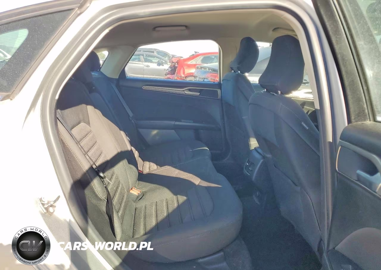 2019 Ford Fusion Se VIN:3FA6P0HD8KR201974 - 10