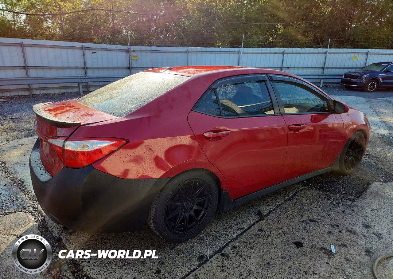 2015 Toyota Corolla Le Premium VIN:2T1BURHE4FC457121 - 3
