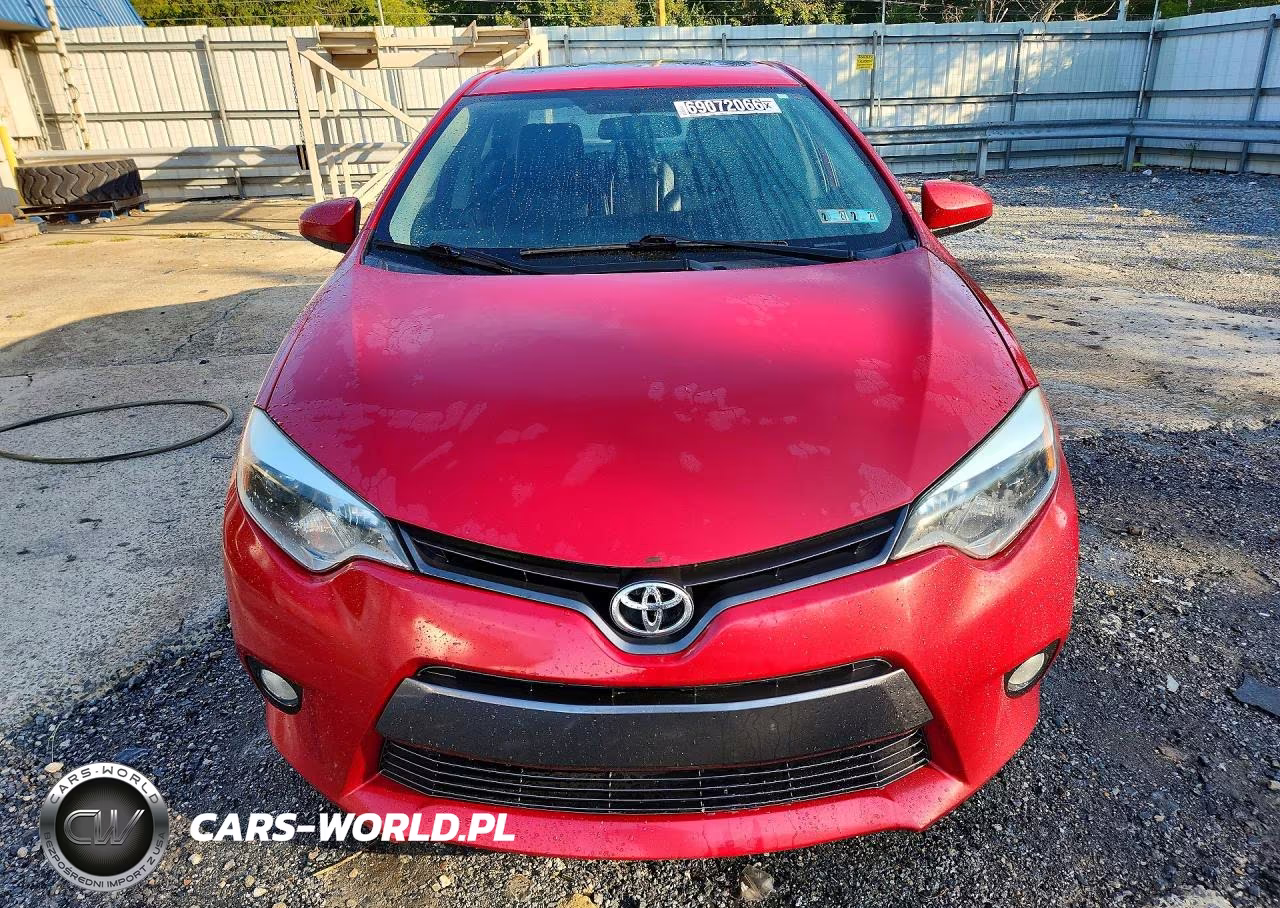 2015 Toyota Corolla Le Premium VIN:2T1BURHE4FC457121 - 5