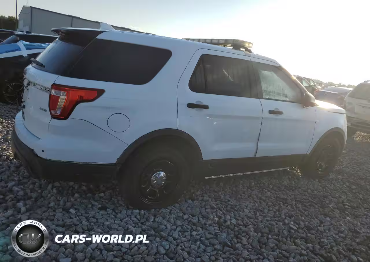 2017 Ford Explorer Police Interceptor VIN:1FM5K8AR5HGA24465 - 3