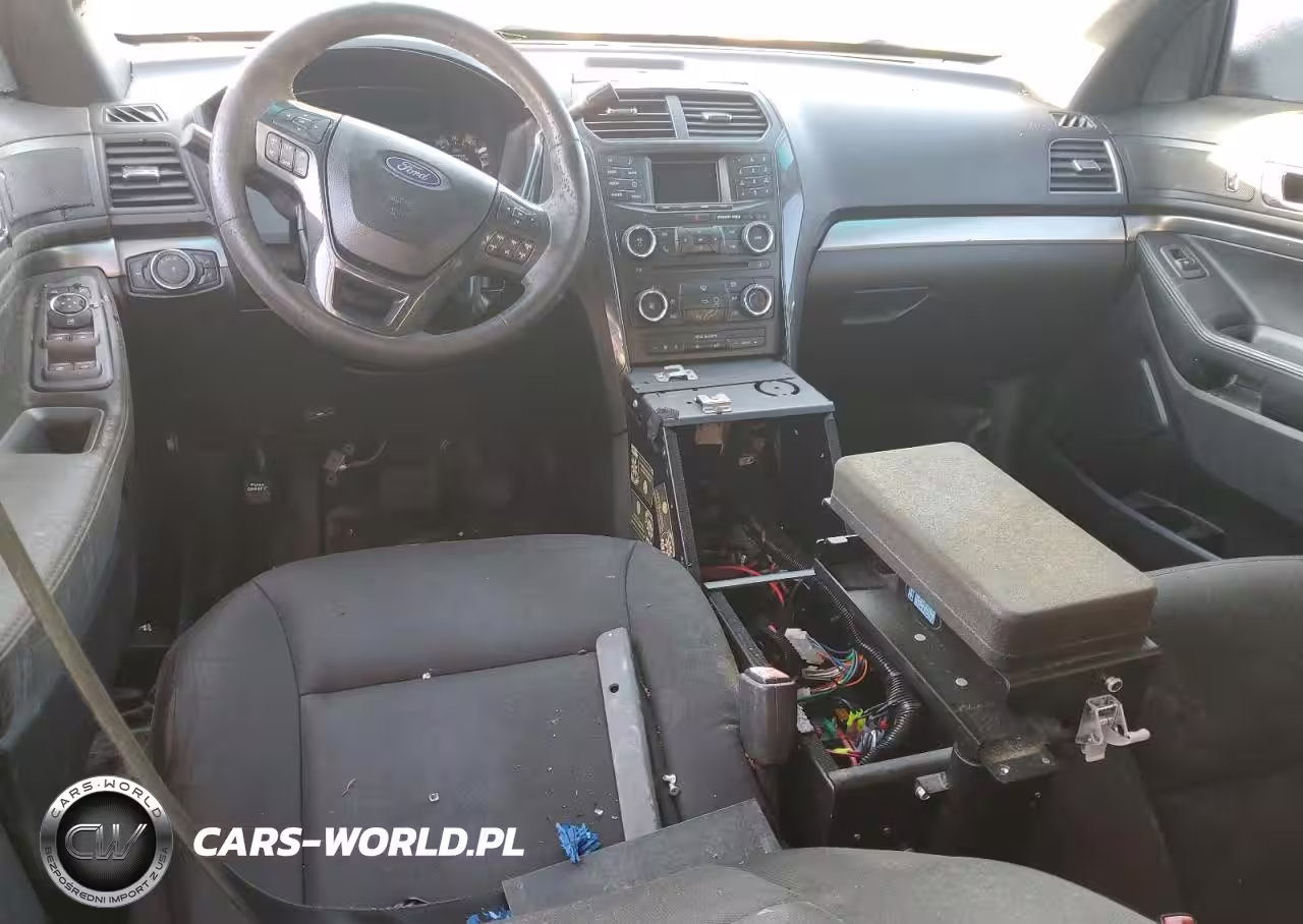 2017 Ford Explorer Police Interceptor VIN:1FM5K8AR5HGA24465 - 8