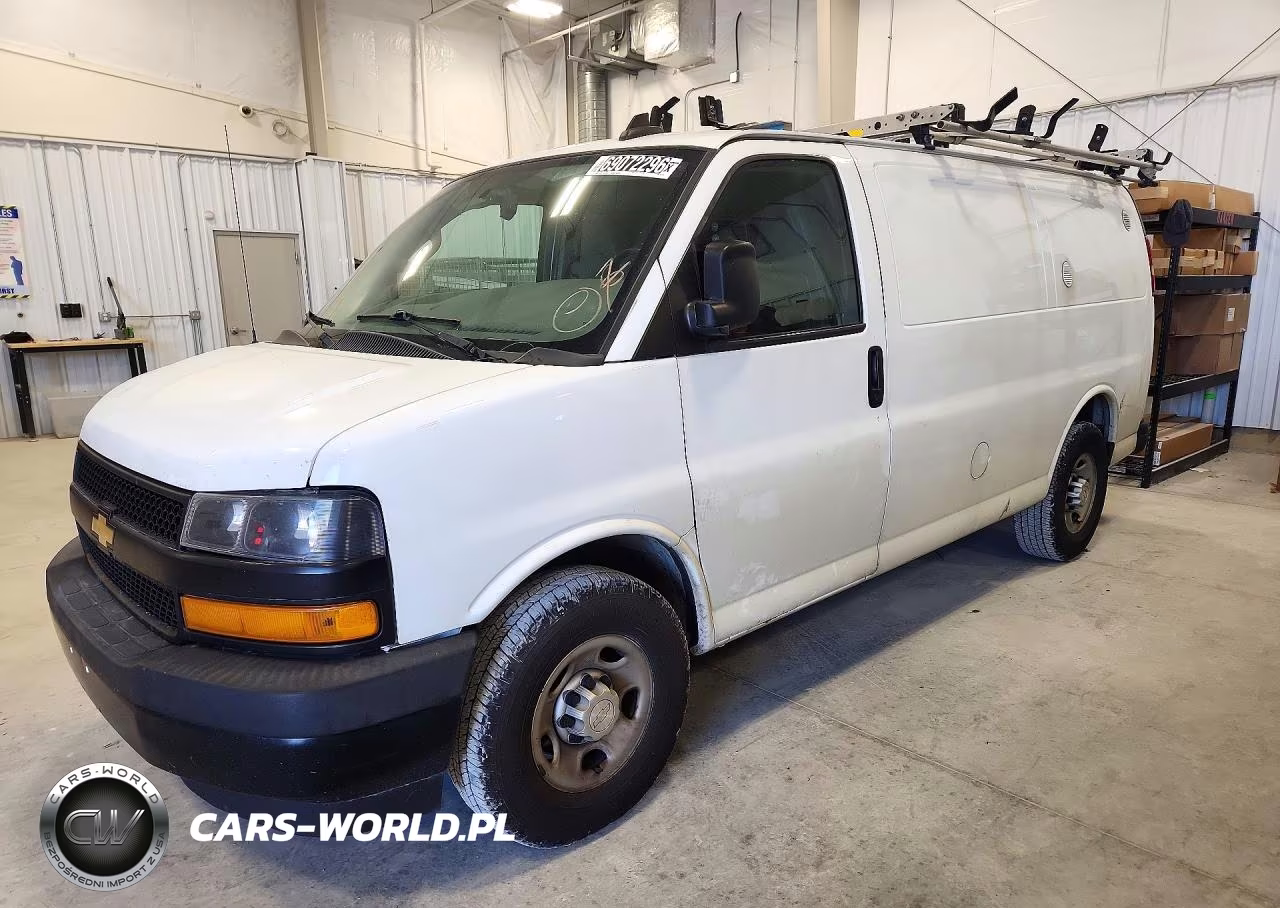 2019 Chevrolet Express G2500 VIN:1GCWGAFP1K1327178 - 1