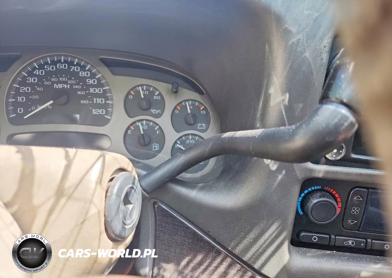 2004 GMC Yukon Denali VIN:1GKEK63U04J137770 - 9