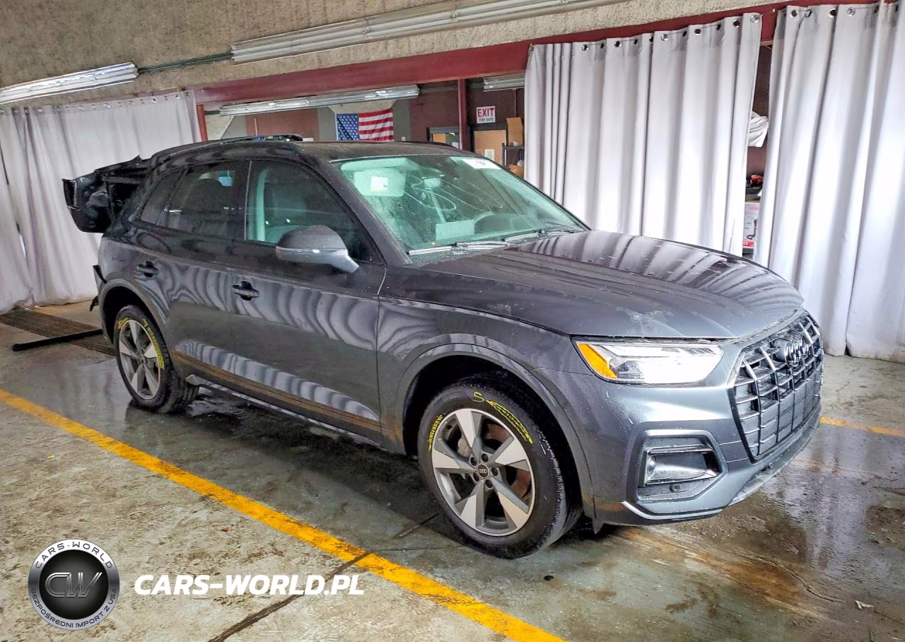 2025 Audi Q5 Premium 40 VIN:WA1ABAFY8S2017051 - 4