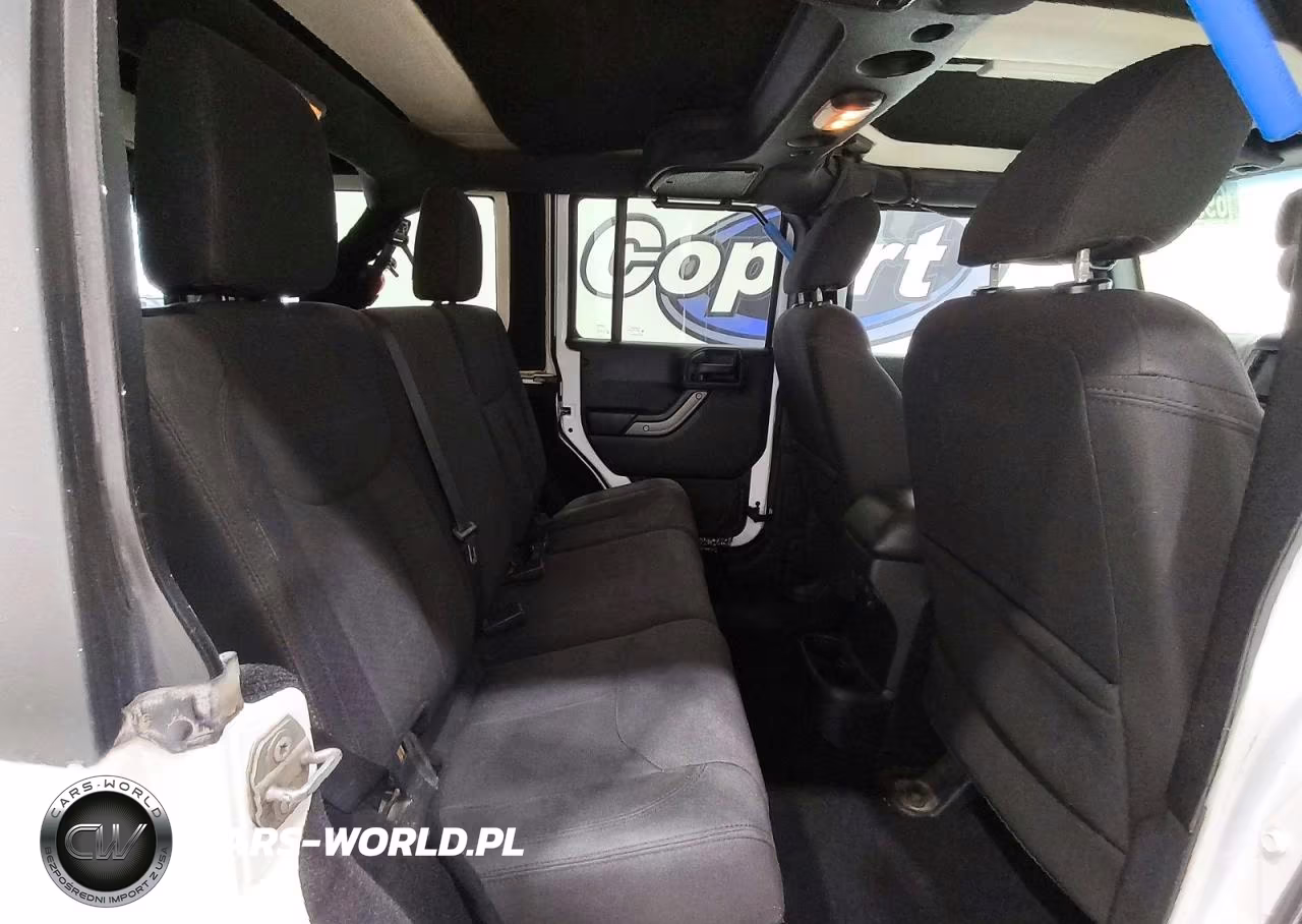 2016 Jeep Wrangler Unlimited Sport VIN:1C4BJWDG6GL206951 - 11