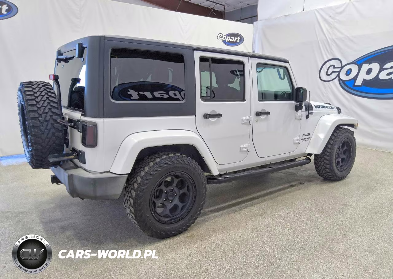 2016 Jeep Wrangler Unlimited Sport VIN:1C4BJWDG6GL206951 - 3